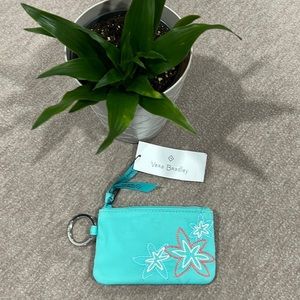 NWT Vera Bradley Rain Forest Canopy Embroidered Zip ID Case
